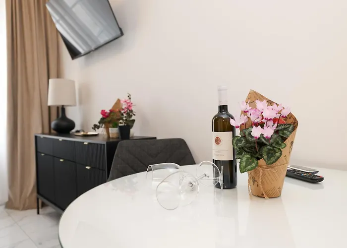 Apartamento Sites Of *