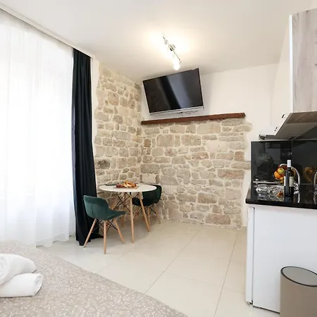 Apartament Sites Of *