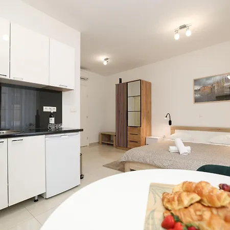 Apartament Sites Of