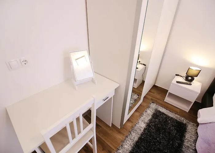 Apartament Sites Of *