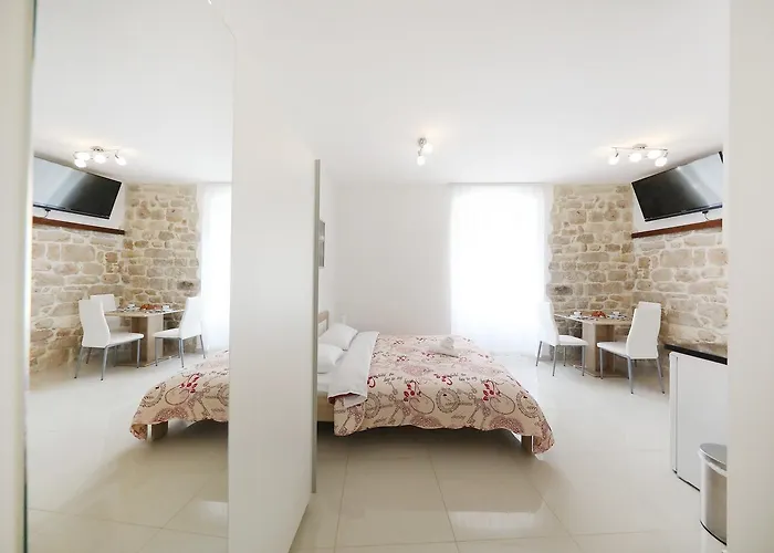 Apartament Sites Of *